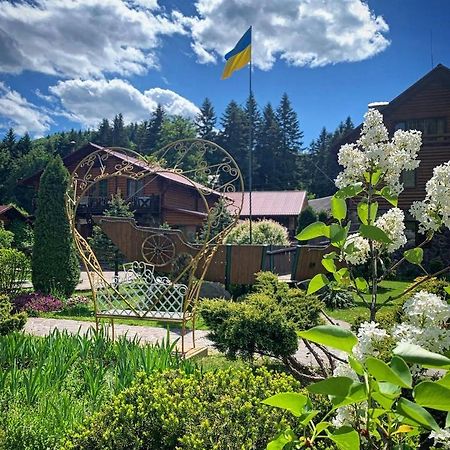 Готель Жди Ня Єво Instagram Zhdenievo Hotel Жденьево Екстериор снимка
