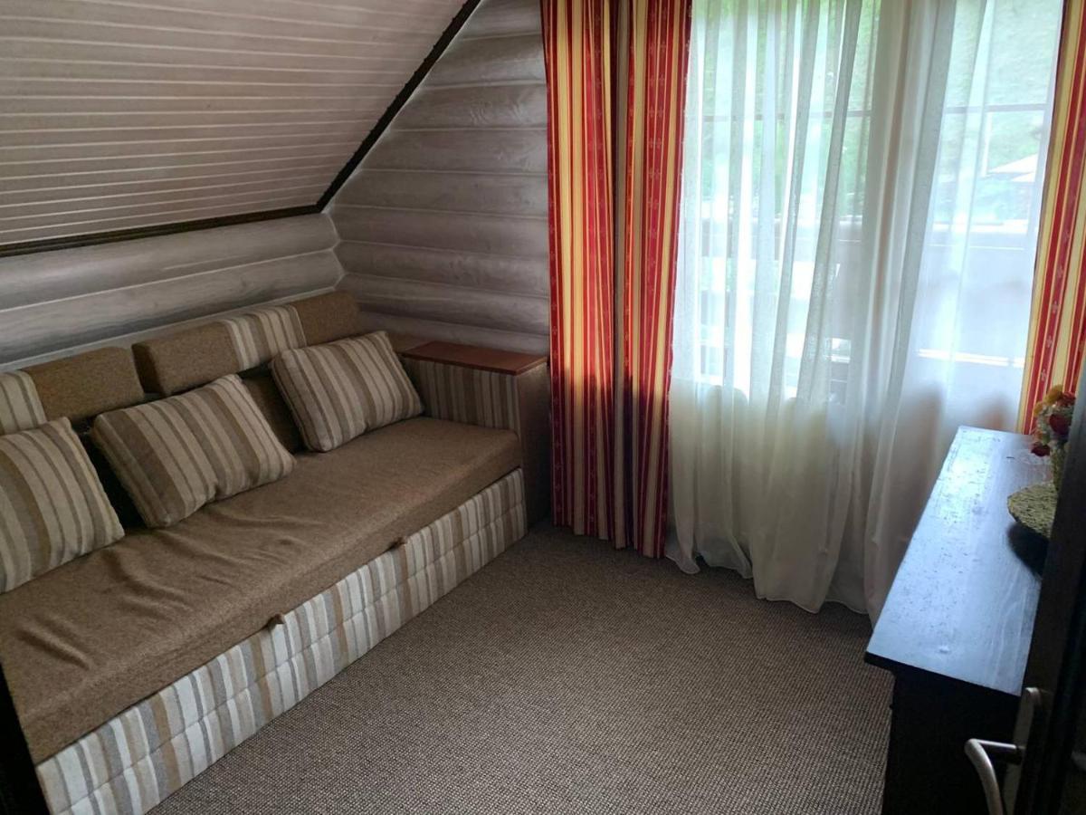Готель Жди Ня Єво Instagram Zhdenievo Hotel Жденьево Екстериор снимка