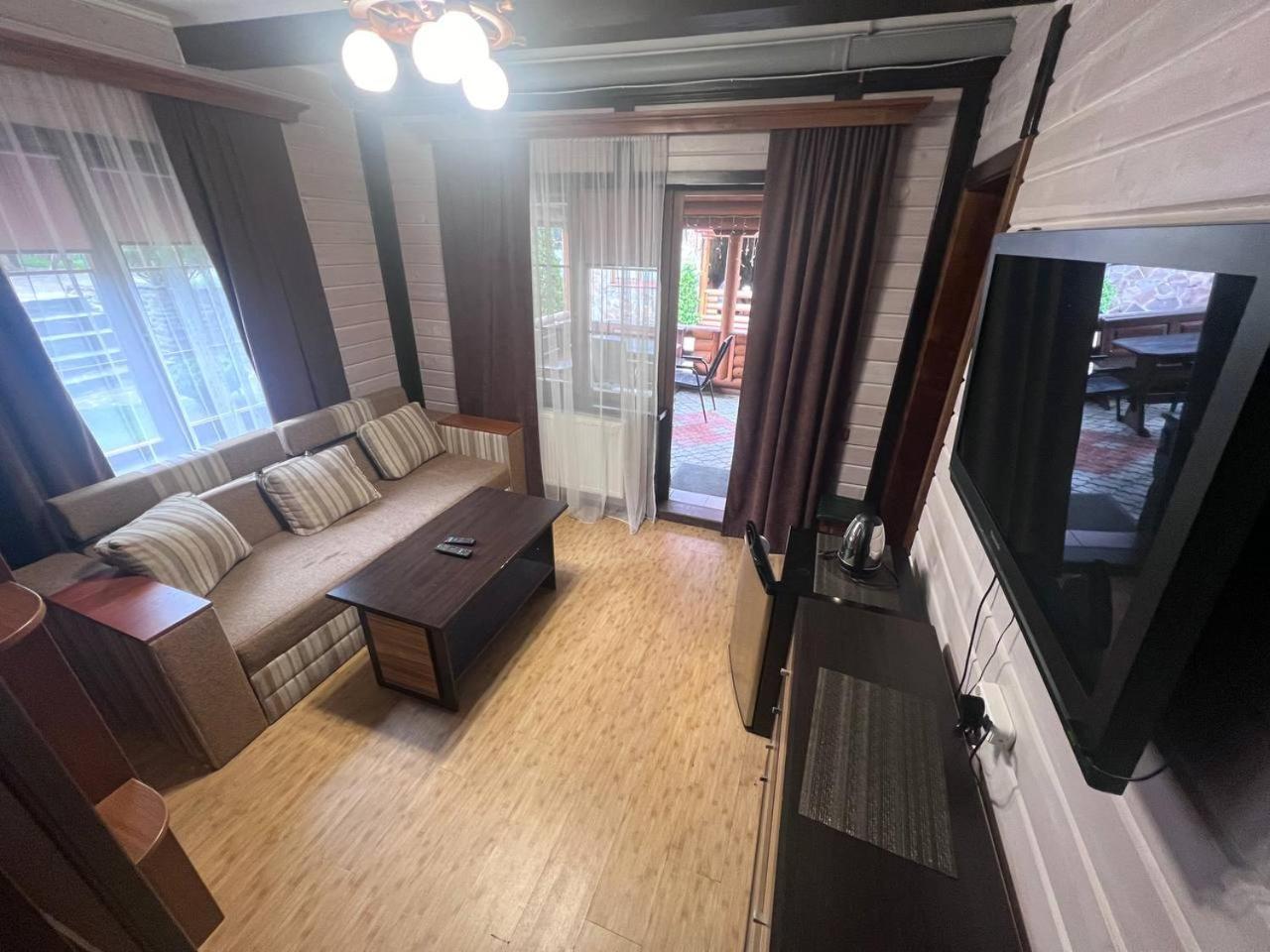 Готель Жди Ня Єво Instagram Zhdenievo Hotel Жденьево Екстериор снимка